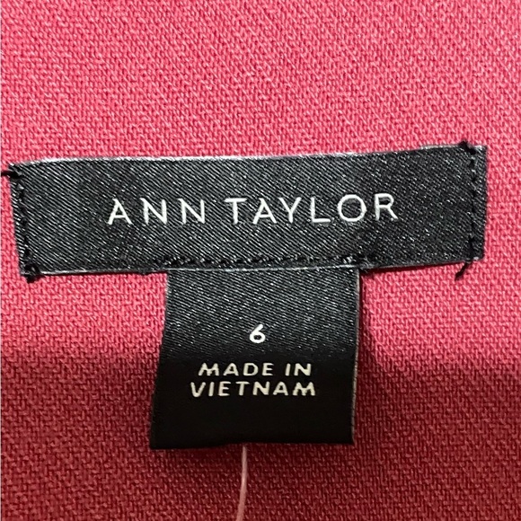 NWT!  J. Crew Square-Neck Sheath Dress in color Faded Spice - Picture 10 of 12